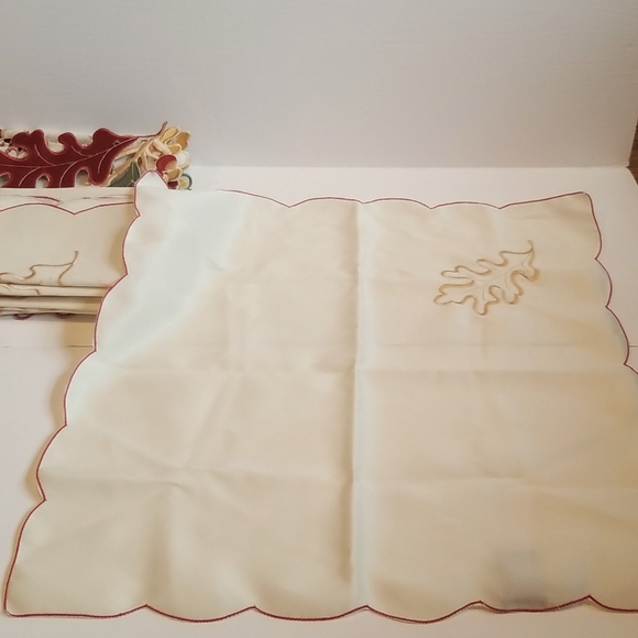 Croft&Barrow Autumn table linen set tablecloth, 60"x100", 6 placemats/napkins - Picture 11 of 12